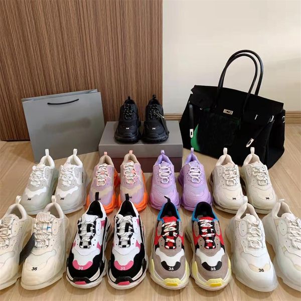 17FW Paires Clear Sole Triple S Sneakers Hommes Femmes Casual Chaussures Mode Crystal Bottom Sneaker Designer Trainers Old Dad Shoe Blanc Noir Vert Rose Jaune Arc-en-ciel