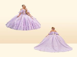 Robes de quinceanera du 18 siècle 2023 hors de l'épaule Robe de bal médiéval avec des fleurs 3D lacets à manches courtes douces 15 vesti3451731