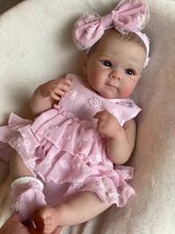 18 pouces Bettie Full Corps Soft Silicone Girl Reborn Baby Doll avec des cheveux peints réalisants Bebe Toys 240528