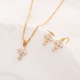 18 K Fine Gold Cross Hanger Filled CZ White Stone Coordinate Ketting Ketting Oorbellen Sets Sieraden Christian Jesus