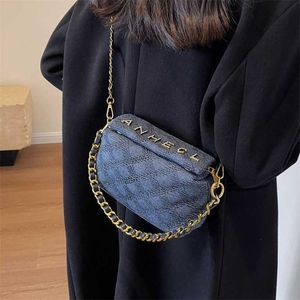 18% de rabais sur designer Sac de concepteur pour femmes haut de gamme croix à bandoulière parfumée de la chaîne de lingge de vent parfumé un sac carré à épaule petit sac carré