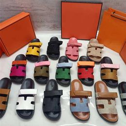 18% korting op designer schoenen Special Velcro zomer dames tweede oom dikke zool slippers