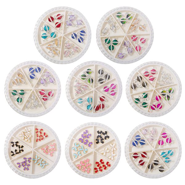 18 Pcs Planet Nail Charms Nail Strass 3D Brillant Saturne Forme Nail Art Alliage Diamant Cristal De Luxe Ongles Ornement Gemmes pour Filles Manucure DIY Décoration