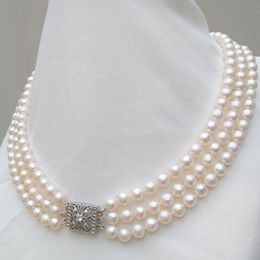 18 "Triple Strand Natural 7-8 mm Akoya Collar de perla blanca redonda