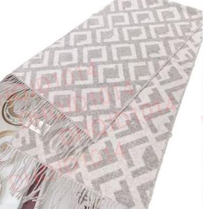 180*70 cm grote size vrouwen geprinte borduurwerk kasjmier sjaal winter print foulard satijn vierkant hoofd sjaals vrouwen luxe designer sjaals