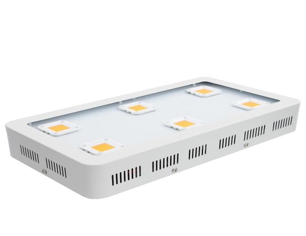 Luz LED COB de 1800W de espectro completo 380780nm armada con lente de potencia integrada para plantas de interior que crecen más rápido y flores más grandes4807175