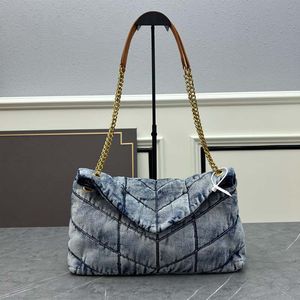 1801 Sac de créateur Sac en jean Sac à bandoulière de luxe en métal pour femme Mode Sac à main de grande capacité Matériel Chaîne en cuir Sac sous les bras Style polyvalent Taille 35 * 9 * 22