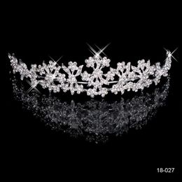 18027CLSSSIC Tiaras en stock Diamante de diamante Corona de boda de diamisas Corona de rehicito Tiara Bridal Prom Evening Jewelry Welypieces 2766