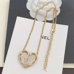 18K GOUD C Letters Sailormoon Love Heart Necklace Designer Sieraden voor vrouwen hebben Moissanite Chain Choker Letter Diamond hanger kettingen