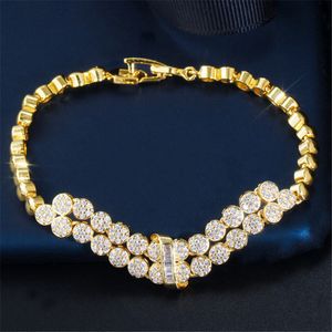 Créateur de bracelet à breloques en or 18 carats Bracelets en zircon cubique AAA Blanc d'Amérique du Sud Bracelets ronds en cuivre CZ Bijoux Bracelets de luxe pour femme Cadeau sans allergie