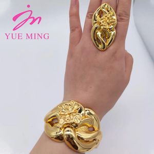 18k gouden kleur manchet bloembunge ring voor vrouwen Marokkaans Frankrijk Dubai luxe koperen armband sieraden Nigeriaans feest bruiloft gif 240522
