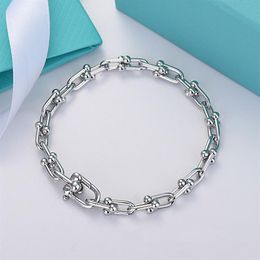 Bracelet à breloques en forme de double U en or 18 carats pour femmes, marque de luxe de mode, bracelet de style OL, bijoux de fête de mariage205w
