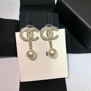 18k gouden mode bengele drop pearl earring ontwerper oorbellen voor vrouwen feest bruiloftsliefhebbers geschenken sieraden met flanellen tas 925 sil245c