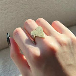 18K Gold Heart Diamon