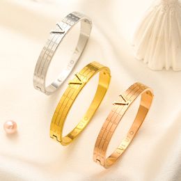 18K goud olated roestvrij stalen armband ontwerper damesboetieksieraden herfst romantische stijl liefdescadeau armband nieuwe bruiloft feest meisje armband