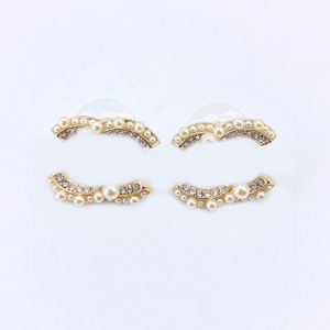 18K Chapado en oro 925 Diseñadores de marcas de lujo de plata 18 letras de estilo Stud Geométrico Mujeres famosas Crystal Rhinestone Pearl Earring Wedding Party Jewerlry