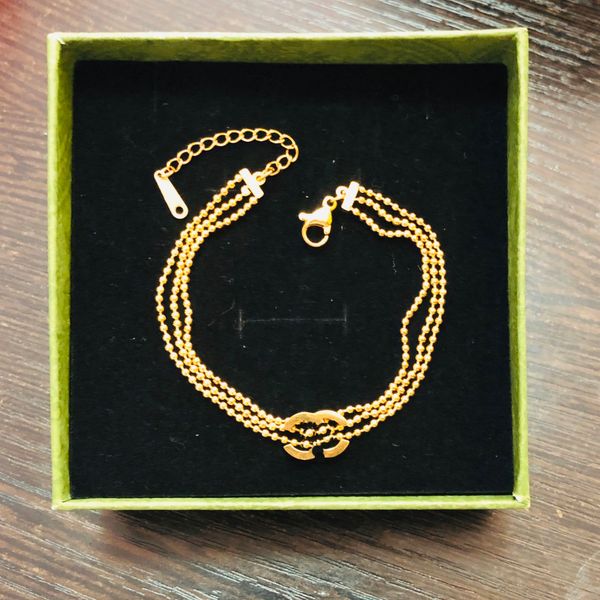 18K Plaqué Or Bracelet Haute Qualité Charme Amour Cadeau Bracelet Designer Bijoux De Luxe pour Femmes Nouveau Mariage Voyage Chaîne Bracelet en gros