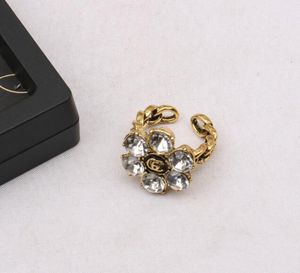 18K Vergulde Brand Letter Band Ringen voor Mens Womens Fashion Designer Open Turquoise Crystal Metal Daisy Ring Sieraden One Size