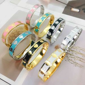 18K Vergulde Designer Armbanden Sieraden Hoge Kwaliteit Liefde Gift Sieraden voor Vrouwen Nieuwe Rvs Non Fade Armband Groothandel