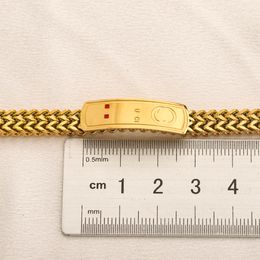 Pulsera de cadenas de diseñador chapada en oro de 18 quilates para mujer Corazón Correcto Logotipo de la marca Círculo Chapado en plata Moda Regalo de acero inoxidable Regalos de calidad de lujo Pareja 17 + 5 cm