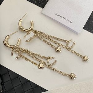 Boucles d'oreilles de créateurs plaquées or 18 carats Marque de luxe Lettre Stud Drop Femmes célèbres Cuivre Cristal Strass Boucle d'oreille Fête de mariage Bijoux de Noël Eardrop