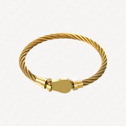 Pulsera de moda chapada en oro de 18 k para hombres Cuerda de alambre de acero inoxidable Hebilla magnética Pulseras de herradura U Head Bangle Accesorios con bolsas de joyería al por mayor