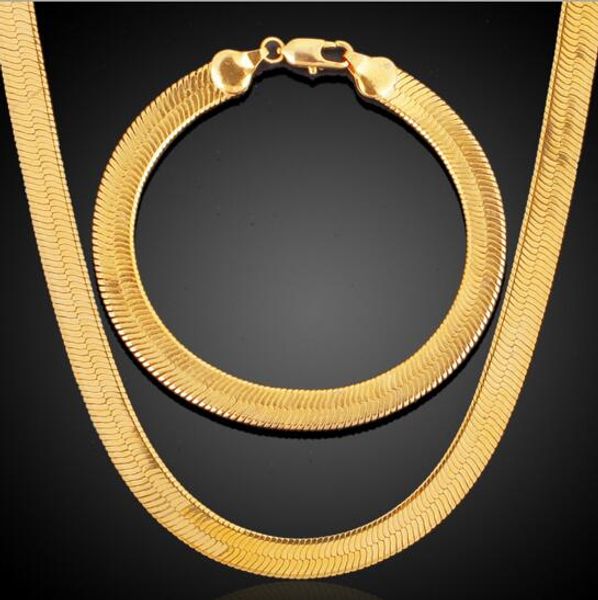Version coréenne plaquée or 18 carats de la chaîne de lame de clavicule populaire ensemble de bijoux couple chaîne en os de serpent
