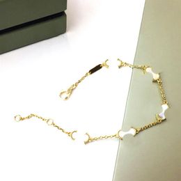 18k plaqué or feuille bracelet de mariage bracelet chaîne femme classique mode style trèfle chaîne accessoires avec pochettes à bijoux Poch322D