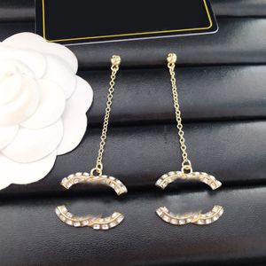 18K chapado en oro Marca de lujo C Diseñadores Zircon Letters Stud Long Eardrop Geometric Classic Mujeres S925 Silver Crystal Rhinestone Pendiente Wedding Party Jewerlry