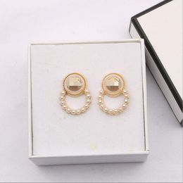 18K GOUD GOLD LUXury Brand Designers Dubbele letters Stud Round Pearl Geometrische beroemde vrouwen 925 Zilveren kristal Rhinestone Earring Wedding Party Joodlry Gifts