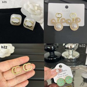 18K Plaqué Or Marque De Luxe Designers Lettres Boucles D'oreilles Classique Géométrique Femmes 925 Argent Alphabet Strass Boucle D'oreille De Mariage Bijoux De Fête