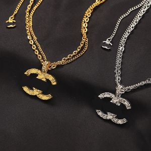 Collar de diseñador de lujo chapado en oro de 18k para mujeres Cartas de marca Collar Collar de la cadena de gargantillas Accesorio de joyería Alta calidad nunca FADER 20 Style