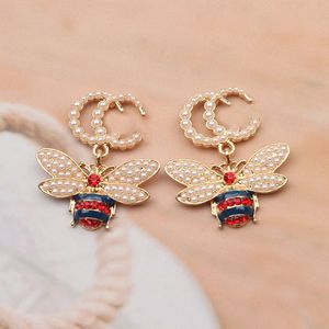 18K chapado en oro Diseñadores de lujo Marca Letras Stud Pendientes Geométricos Mujeres famosas 925 Cristal de plata Rhinestone Perla Abeja Colgante Pendiente Wedding Party Jewerlry