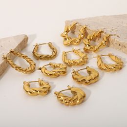 Pendientes de aro en espiral de acero inoxidable chapados en oro de 18 quilates Pendientes geométricos de acero de titanio Pendientes de mujer del mismo estilo de celebridad neta INS