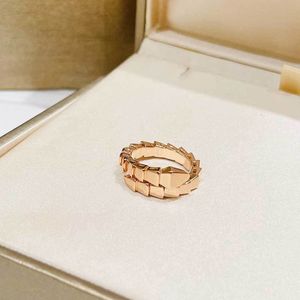 18k vergulde gedraaide ringen knoop ring maat 8 Size9 veelzijdige knotring unisex veelzijdige ring verzilverde sieraden geschenken 3 kleuren ornament ring set geschenken