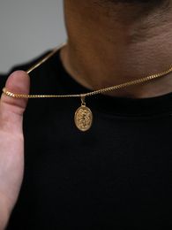18K Gold St Michael Pendant Saint Michael Médaille Archange Michael Collier Protecteur Collier en acier inoxydable pour hommes Gift For Man