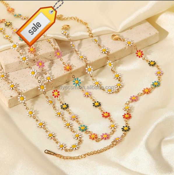 Collier de chrysanthème en acier inoxydable en or 18 carats bracelet bijoux en acier de titane tour de cou collier de fleurs mode de haute qualité
