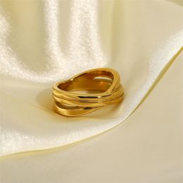 18K IP Gold Plateding roestvrij staten stapelen kruis voor vrouwen chique luxe stalen ringen vrouwelijke sieraden