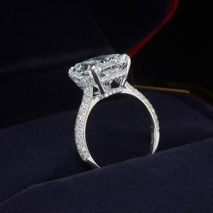 18k Moissanite Ring Square Bright Cut Fashion Ringen High Carbon Diamond Rings Wedding Engagement Ring For Womens