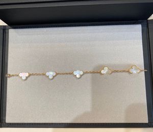 18k echt goud materiaal vijf bloemen bedelarmband met natuurschaalontwerp voor vrouwen verloving sieraden geschenk hebben postzegelbox certificaat web001