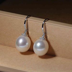 18K Solid White Gold (AU750) Dames Natuurlijke Akoya Oorbellen Oorhaak Exquisite Gentle Fashion Dame Sieraden Girl Seawater Pearl