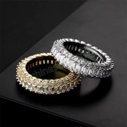 18k avec pierres latérales plaqué or blanc Baguette glacée Baguette complète Micro Pave Cubic Zirconia Hip Hop Jewelry Party