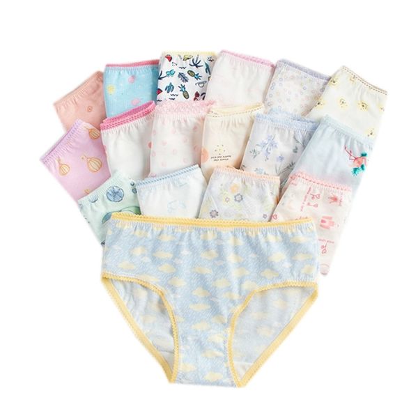 18 unid / lote Soft Comfortalbe Baby Girls Underear Bragas de algodón para niñas Niños Calzoncillos cortos 211122