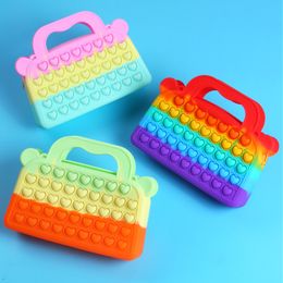 19.8x15x5.5cm Fidget Toys Silicone Push Bubble Sac à bandoulière Sensory Reliver Stress Autisme Enfants Sac à main Coin Pouch Purse Enfants Cadeaux de Noël 249