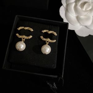 19 Kleur 18K Gold Balck Designer Letters Stud Round Earring Crystal Geometric Luxury Brand Women Rhinestone Pearl Wedding Party Christmas Gifts