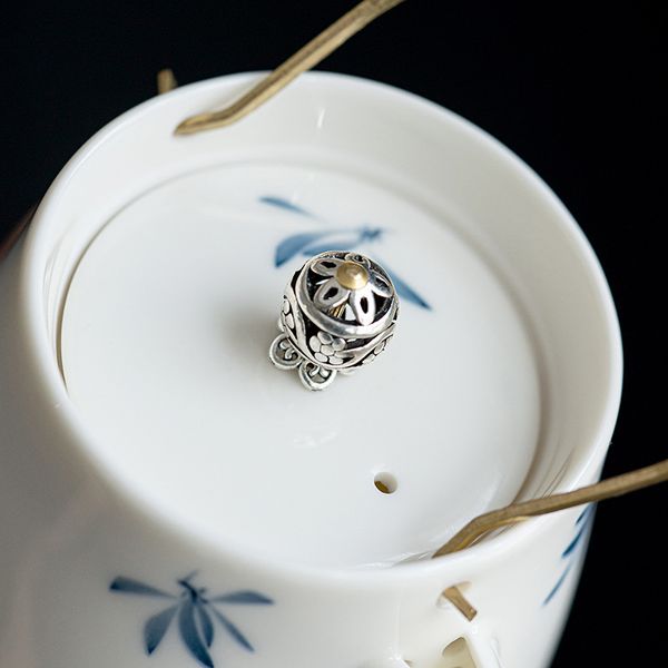 195 ml de tetera de mariposa de mariposa pintada a mano porcelana blanca tetera de bucle pequeña con filtro kung fu fabricante de té téware