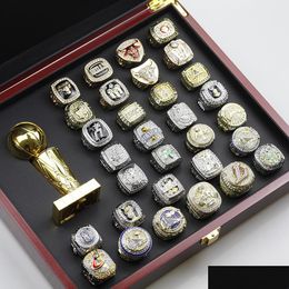 1967 tot 2021 Basketball City Team Champions Championship Ring Set met houten kist Souvenir Mannen Vrouwen Jongen Fan Brithday Gift Hip Hop Jood Dhv8A