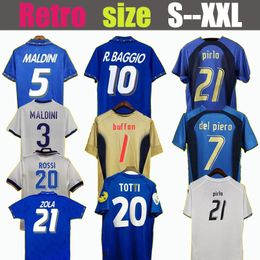 1982 Italys Retro Soccer Jersey 1990 1996 1998 2000 Football à domicile 1994 Maldini Baggio Donadoni Schillaci Totti del Piero 2006 Pirlo Inzaghi Buffon