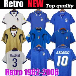 1982 Italys Retro Soccer Jersey 1990 1996 1998 2000 Football à domicile 1994 Maldini Baggio Donadoni Schillaci Totti del Piero 2006 Pirlo Inzaghi Buffon 16