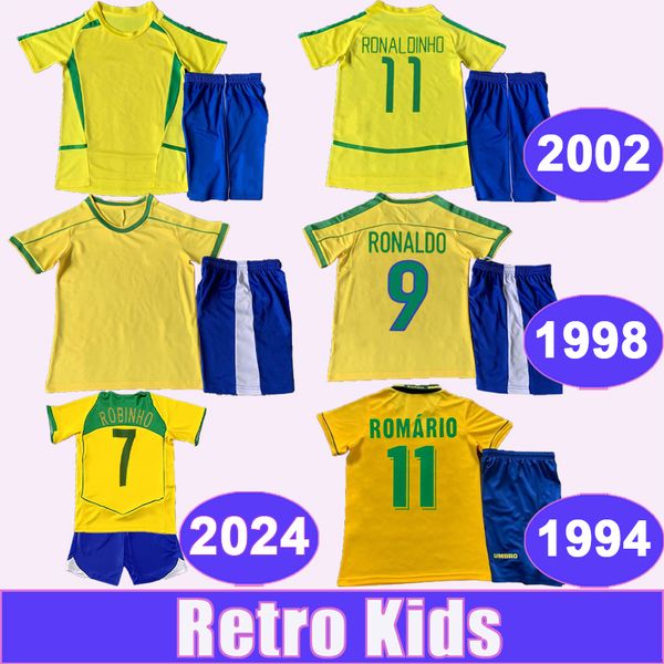 1994 Brésil Kids Kit Soccer Jereys ROMARIO 1998 RONALDO ROBERTO 2002 RONALDINHO 2004 ROBINHO Accueil Maillots de football Uniformes à manches courtes